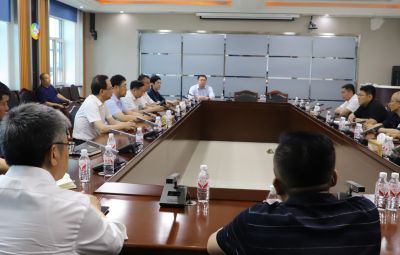 市委副書記、市長李兵蒞臨寶泰隆座談?wù){(diào)研